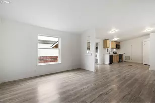 2154 Oregon St, Saint Helens, OR 97051 - Photo 9