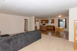 5660 Daisy St, Springfield, OR 97478 - Photo 7