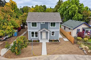 2505 SE Tacoma St, Portland, OR 97202 - Photo 3