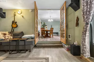 2045 Liberty St NE, Salem, OR 97301 - Photo 15