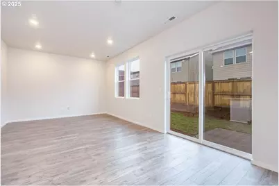 369 Stella St NE, Salem, OR 97301 - Photo 5