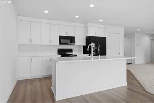 2018 Henderson Wy, Longview, WA 98632 - Photo 13
