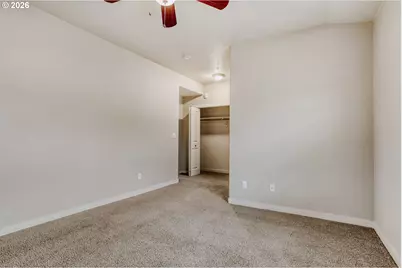 614 NE Garswood Ln, Beaverton, OR 97006 - Photo 35