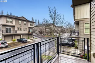 614 NE Garswood Ln, Beaverton, OR 97006 - Photo 25