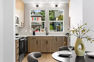 1058 SE Franklin St, Portland, OR 97202 - Photo 5