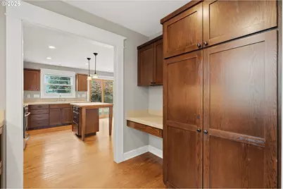 7048 N Olin Ave, Portland, OR 97203 - Photo 11