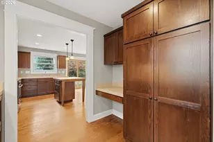 7048 N Olin Ave, Portland, OR 97203 - Photo 11