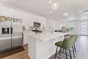 8229 SE Kinnaman St, Hillsboro, OR 97123 - Photo 3