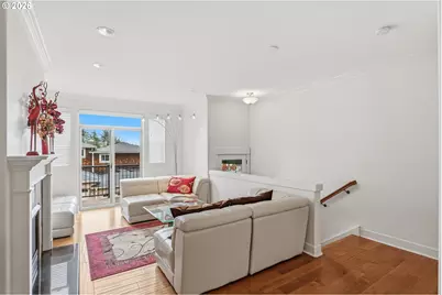 1618 SW 58th Ave #8, Portland, OR 97221 - Photo 3