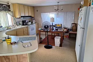 112 Gilham Loop, Myrtle Creek, OR 97457 - Photo 3
