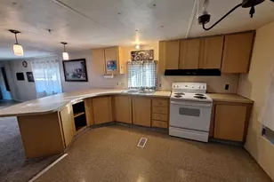 112 Gilham Loop, Myrtle Creek, OR 97457 - Photo 5