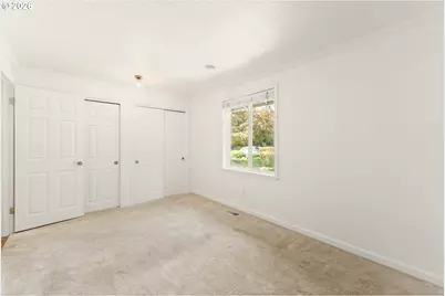 8835 SW Becker Dr, Portland, OR 97223 - Photo 25