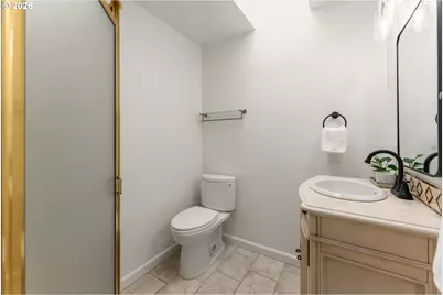 8835 SW Becker Dr, Portland, OR 97223 - Photo 29