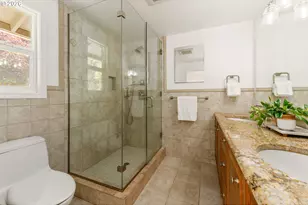 8835 SW Becker Dr, Portland, OR 97223 - Photo 23