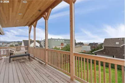 135 6th Ave, Seaside, OR 97138 - Photo 7