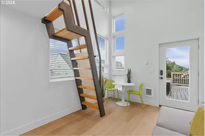 135 6th Ave, Seaside, OR 97138 - Photo 19