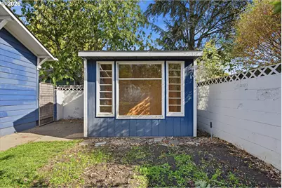 324 NW 12th St, McMinnville, OR 97128 - Photo 31