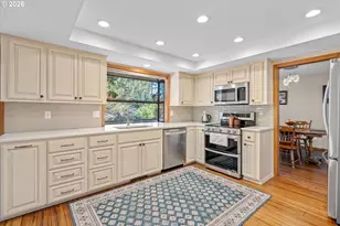 10217 SW Susquehanna Dr, Tualatin, OR 97062 - Photo 7