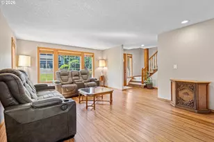 10217 SW Susquehanna Dr, Tualatin, OR 97062 - Photo 5