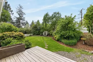3926 SW Martins Ln, Portland, OR 97239 - Photo 23