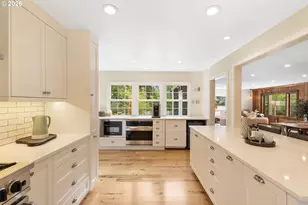 3926 SW Martins Ln, Portland, OR 97239 - Photo 19
