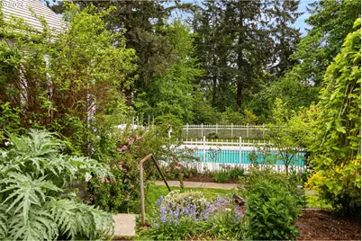 3926 SW Martins Ln, Portland, OR 97239 - Photo 45