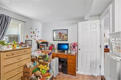 1378 6th St, Salem, OR 97304 - Photo 19
