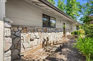 16655 SW Queen Mary Ave, King City, OR 97224 - Photo 3
