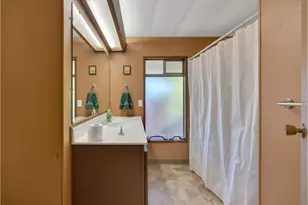 21100 NE Sandy Blvd, Fairview, OR 97024 - Photo 15