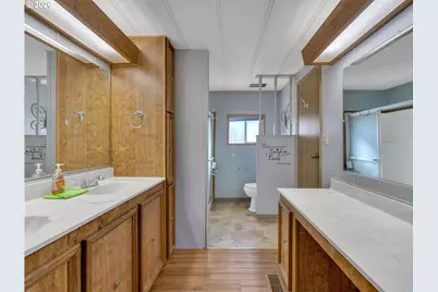 21100 NE Sandy Blvd #62, Fairview, OR 97024 - Photo 25