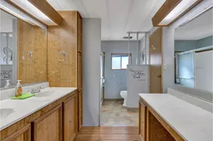 21100 NE Sandy Blvd, Fairview, OR 97024 - Photo 25