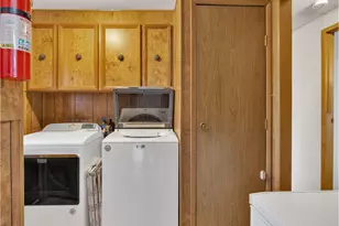 21100 NE Sandy Blvd, Fairview, OR 97024 - Photo 27