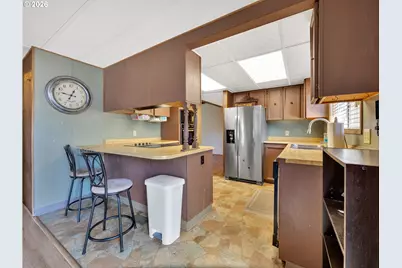 21100 NE Sandy Blvd #62, Fairview, OR 97024 - Photo 7