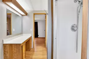 21100 NE Sandy Blvd, Fairview, OR 97024 - Photo 23