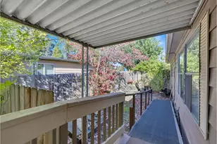 21100 NE Sandy Blvd, Fairview, OR 97024 - Photo 29