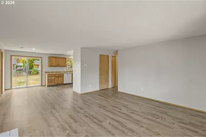 1874 NE 15th Ave, Hillsboro, OR 97124 - Photo 3