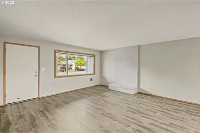 1874 NE 15th Ave, Hillsboro, OR 97124 - Photo 5