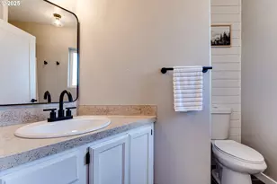 870 Monroe St, Harrisburg, OR 97446 - Photo 17