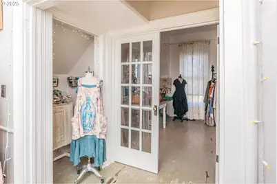 21497 Highway 99E, Aurora, OR 97002 - Photo 9