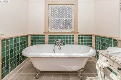 21497 Highway 99E, Aurora, OR 97002 - Photo 17