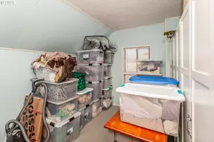 21497 Hwy 99E, Aurora, OR 97002 - Photo 13