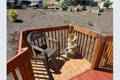 225 Nestucca Ln, Roseburg, OR 97471 - Photo 23