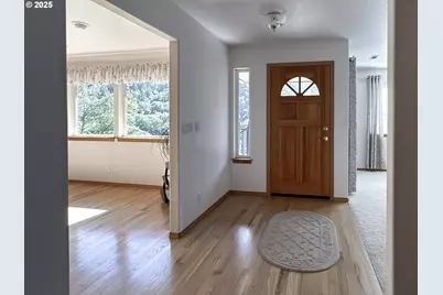 98493 N Bank Chetco River Rd, Brookings, OR 97415 - Photo 11