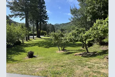 98493 N Bank Chetco River Rd, Brookings, OR 97415 - Photo 35