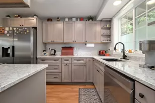 1002 W Charles St, Newberg, OR 97132 - Photo 13