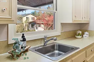 8845 SW Rambler Ln, Portland, OR 97223 - Photo 11