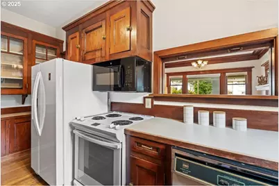 1111 NW 25th Ave #1, Portland, OR 97210 - Photo 15