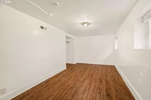 653 SW Sherman St, Portland, OR 97201 - Photo 35