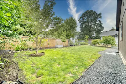 355 S 13th St, Saint Helens, OR 97051 - Photo 27