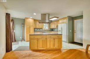 355 S 13th St, Saint Helens, OR 97051 - Photo 13